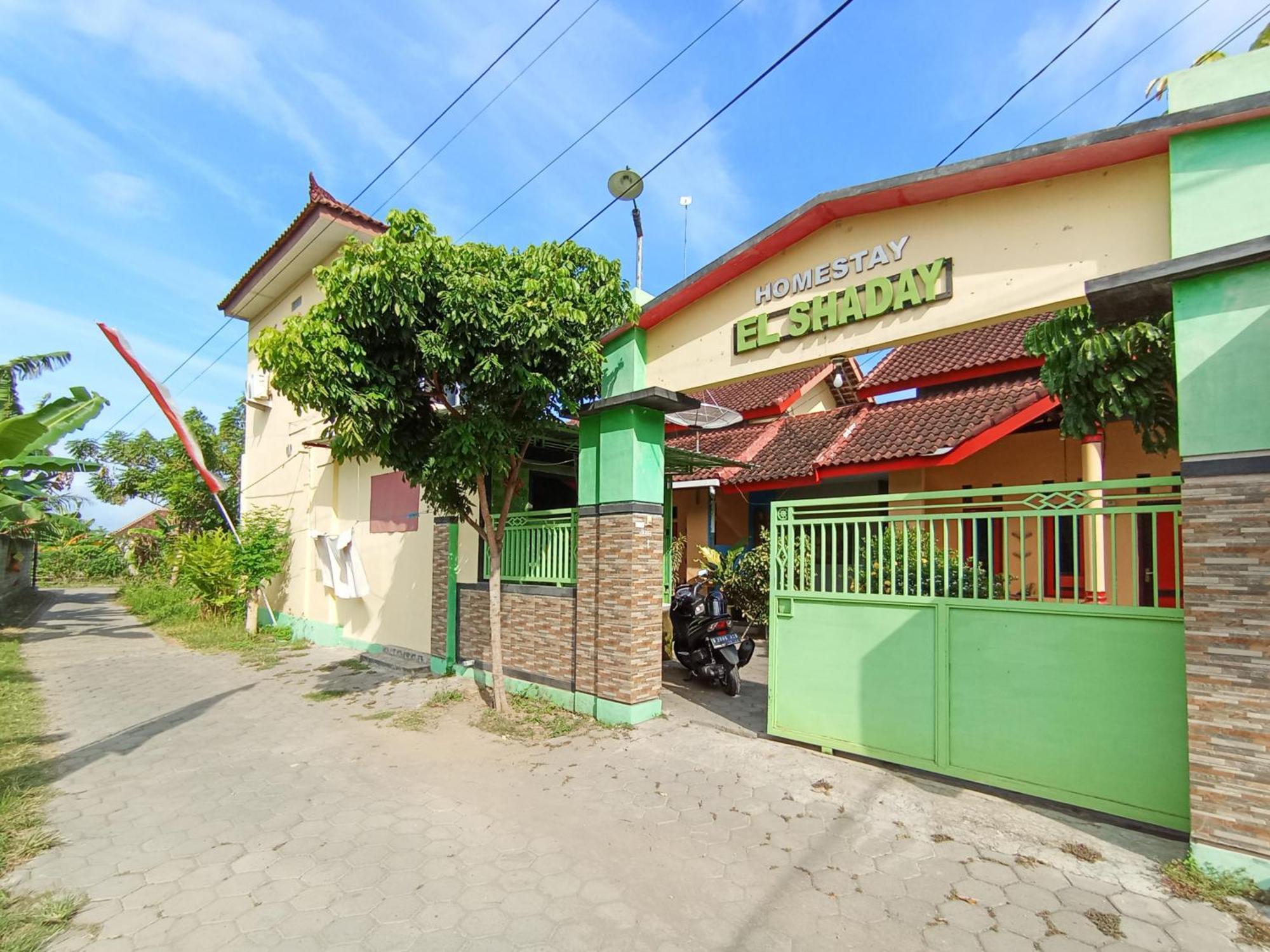 בניוואנגי Reddoorz At El Shaday Homestay Banyuwangi מראה חיצוני תמונה